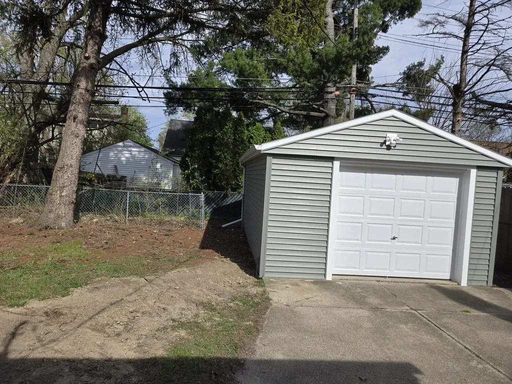 9634 Inkster Road Redford Charter Township MI 48239