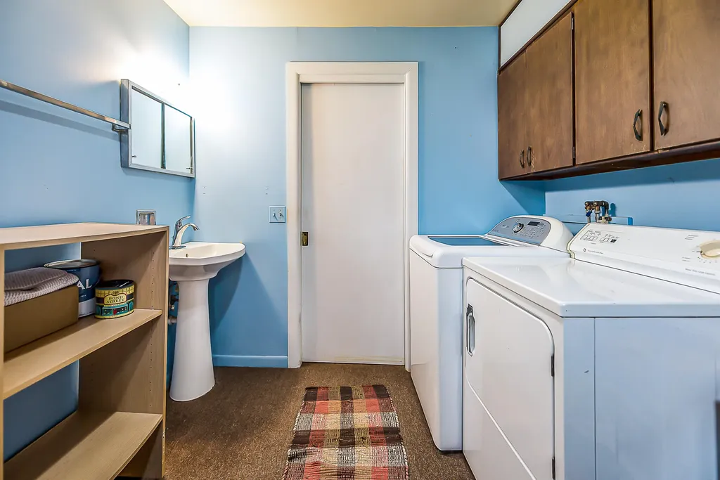 8415 Huron River Drive Webster Township MI 48130