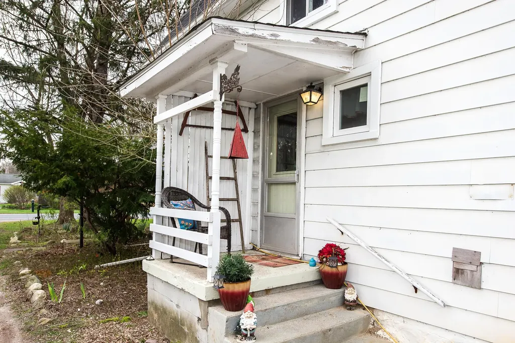 8415 Huron River Drive Webster Township MI 48130