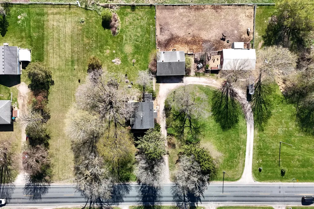 8415 Huron River Drive Webster Township MI 48130