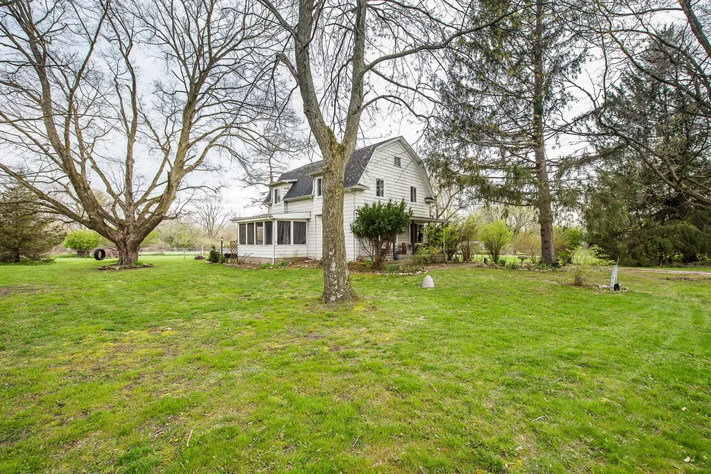 8415 Huron River Drive Webster Township MI 48130