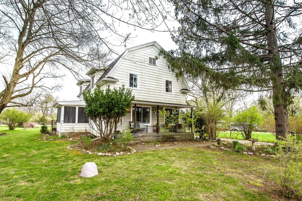 8415 Huron River Drive Webster Township MI 48130