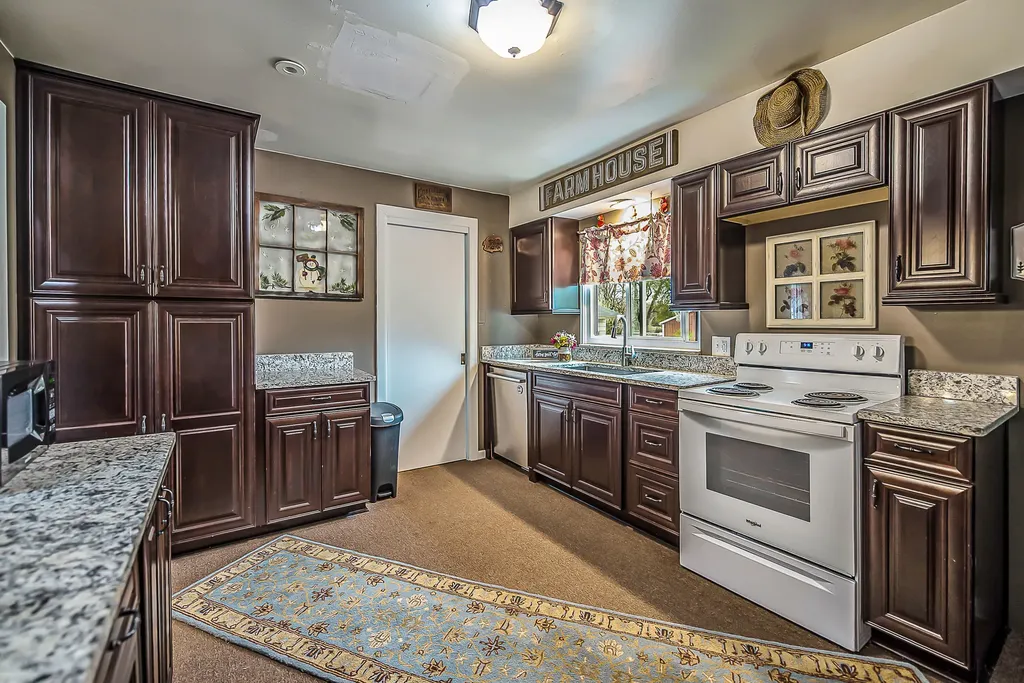 8415 Huron River Drive Webster Township MI 48130