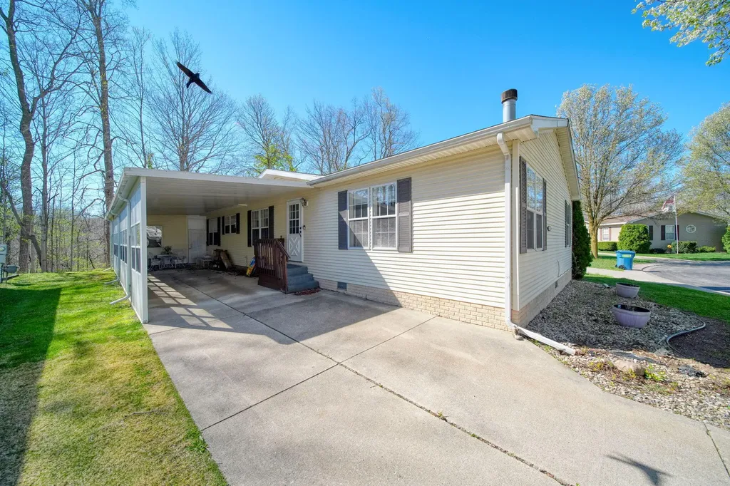448 Raisin River Drive Adrian City MI 49221