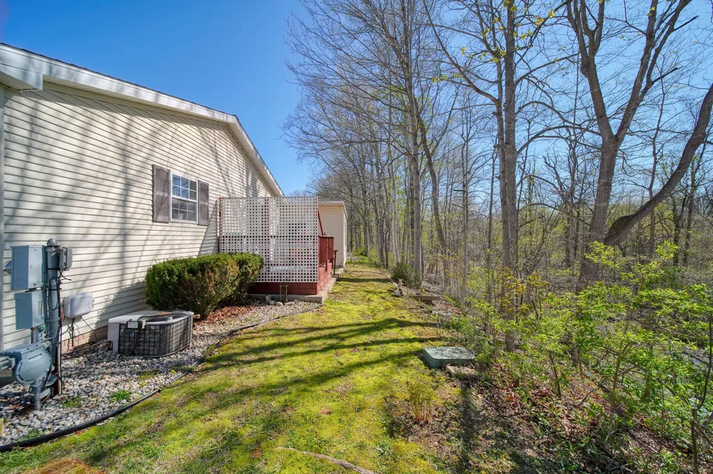 448 Raisin River Drive Adrian City MI 49221