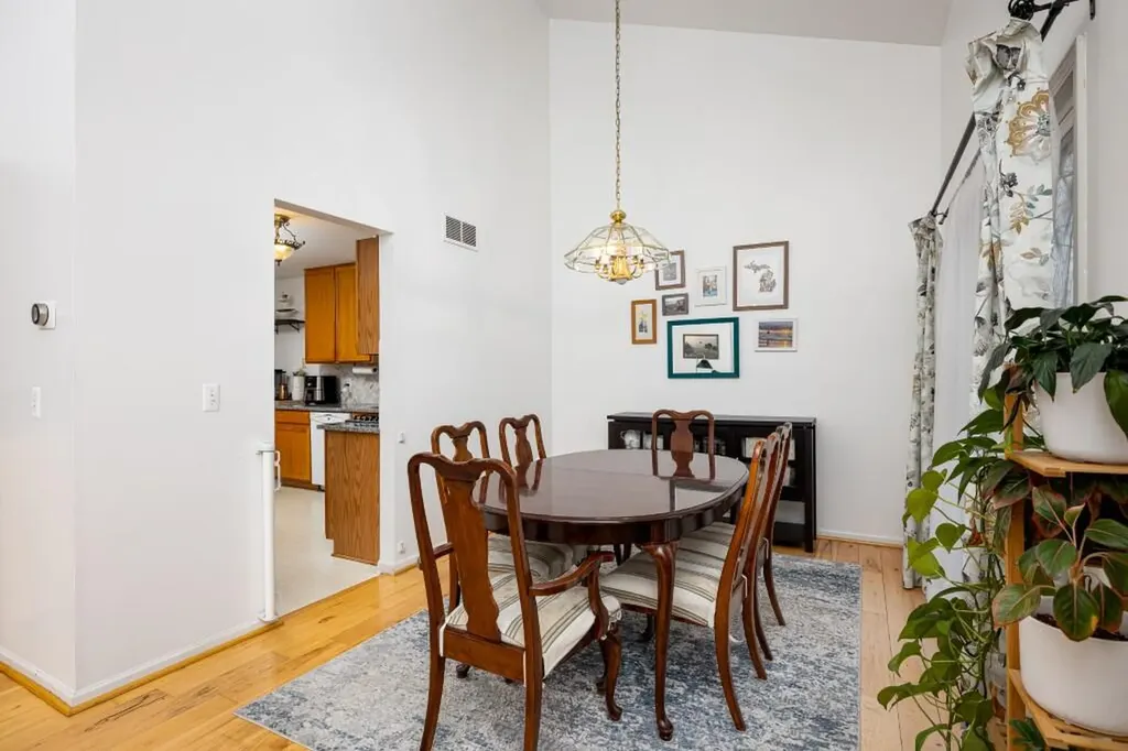 3339 Elsinore Court Ann Arbor City MI 48105