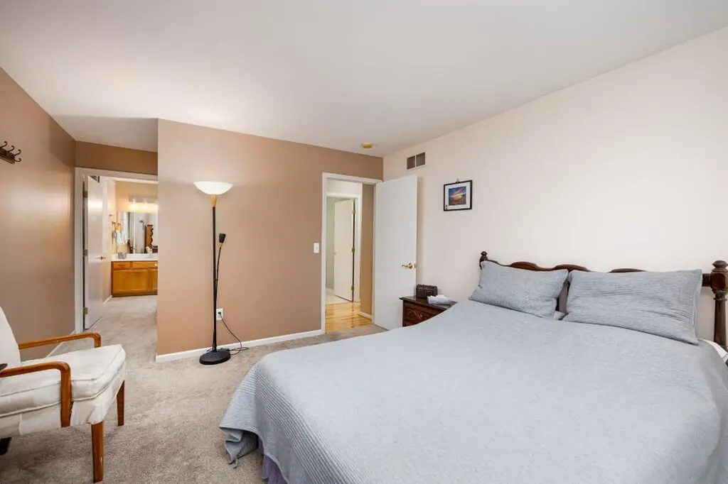 3339 Elsinore Court Ann Arbor City MI 48105