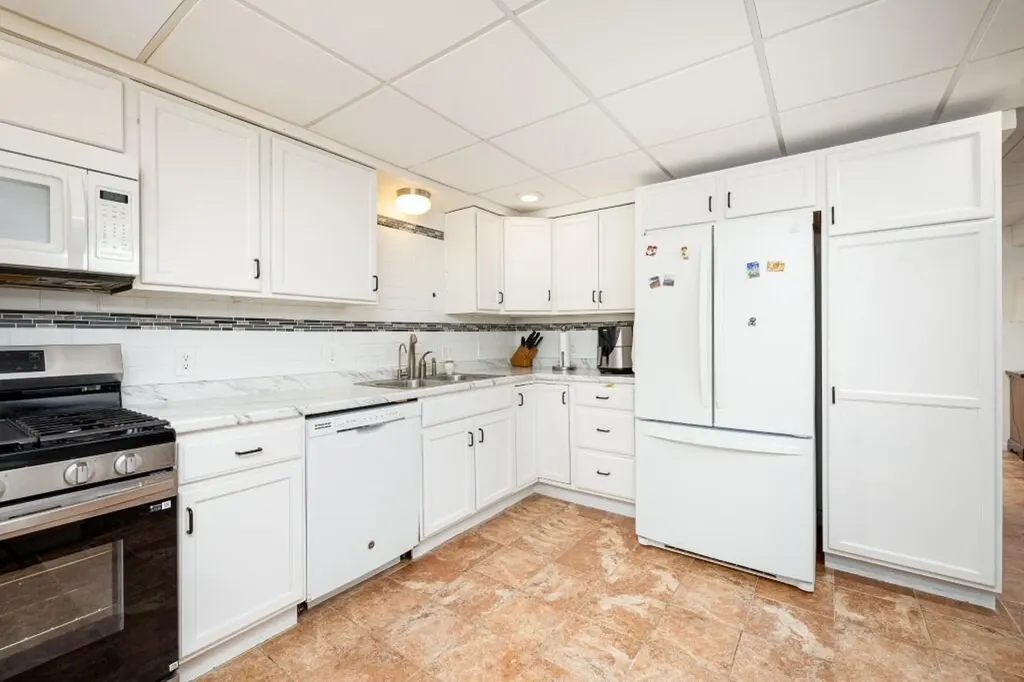 3339 Elsinore Court Ann Arbor City MI 48105