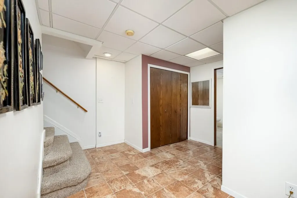 3339 Elsinore Court Ann Arbor City MI 48105