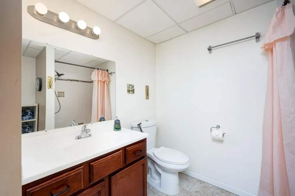 3339 Elsinore Court Ann Arbor City MI 48105