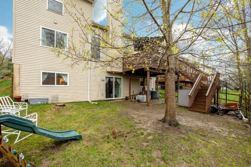 3339 Elsinore Court Ann Arbor City MI 48105