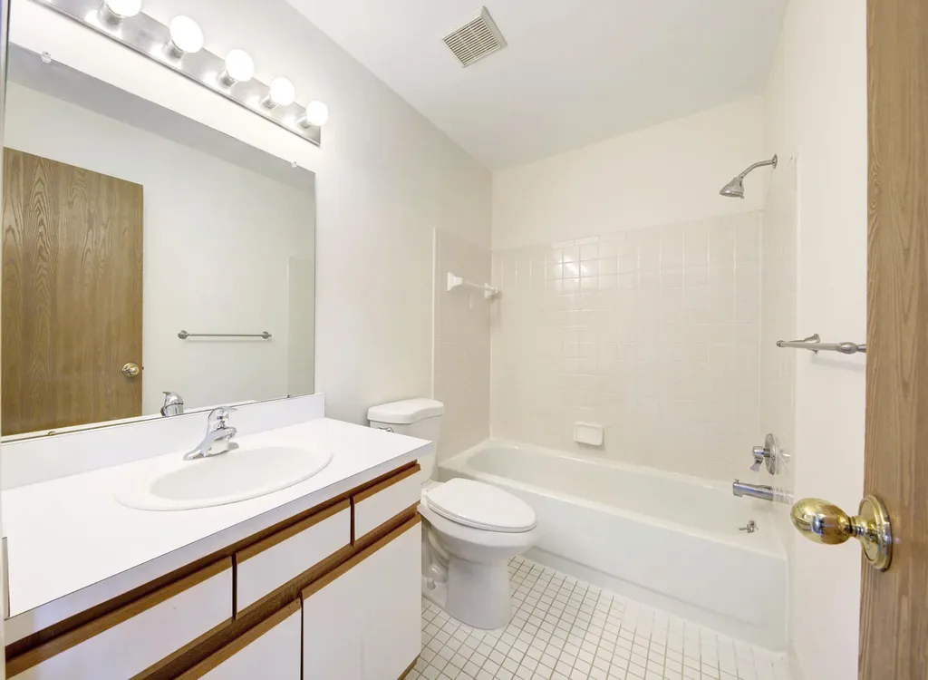 42779 Lilley Pointe Drive Canton Charter Township MI 48187