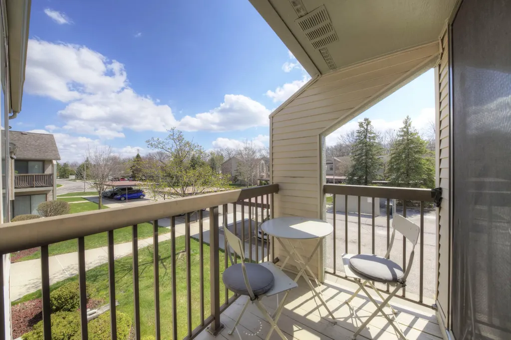 42779 Lilley Pointe Drive Canton Charter Township MI 48187