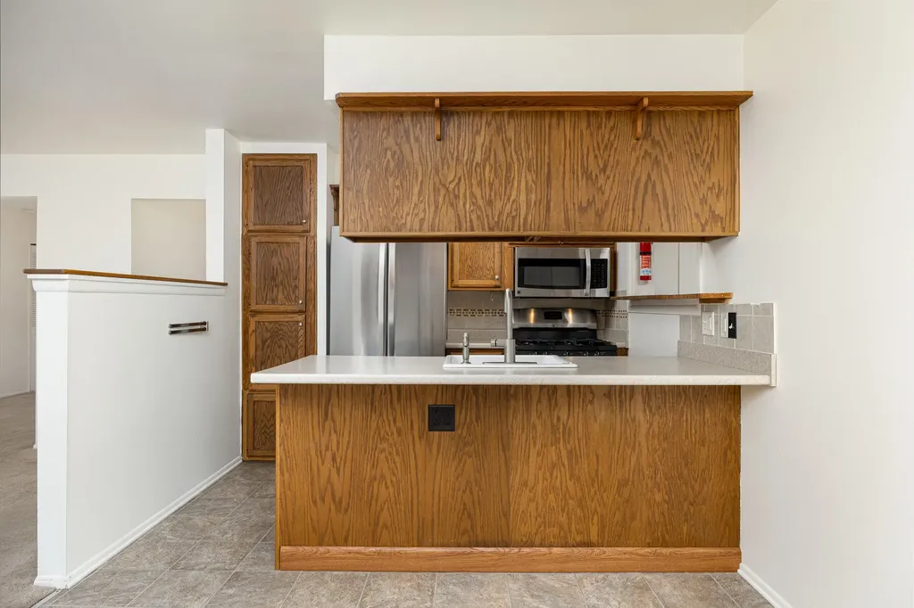 350 Hollywood Drive Saline City MI 48176