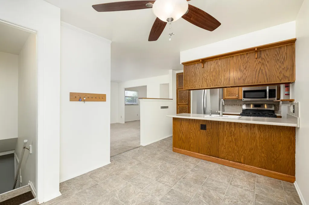350 Hollywood Drive Saline City MI 48176