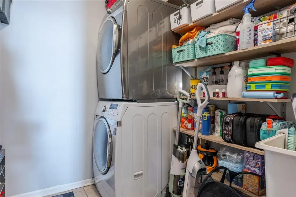 7956 Thornhill Drive Ypsilanti Charter Township MI 48197