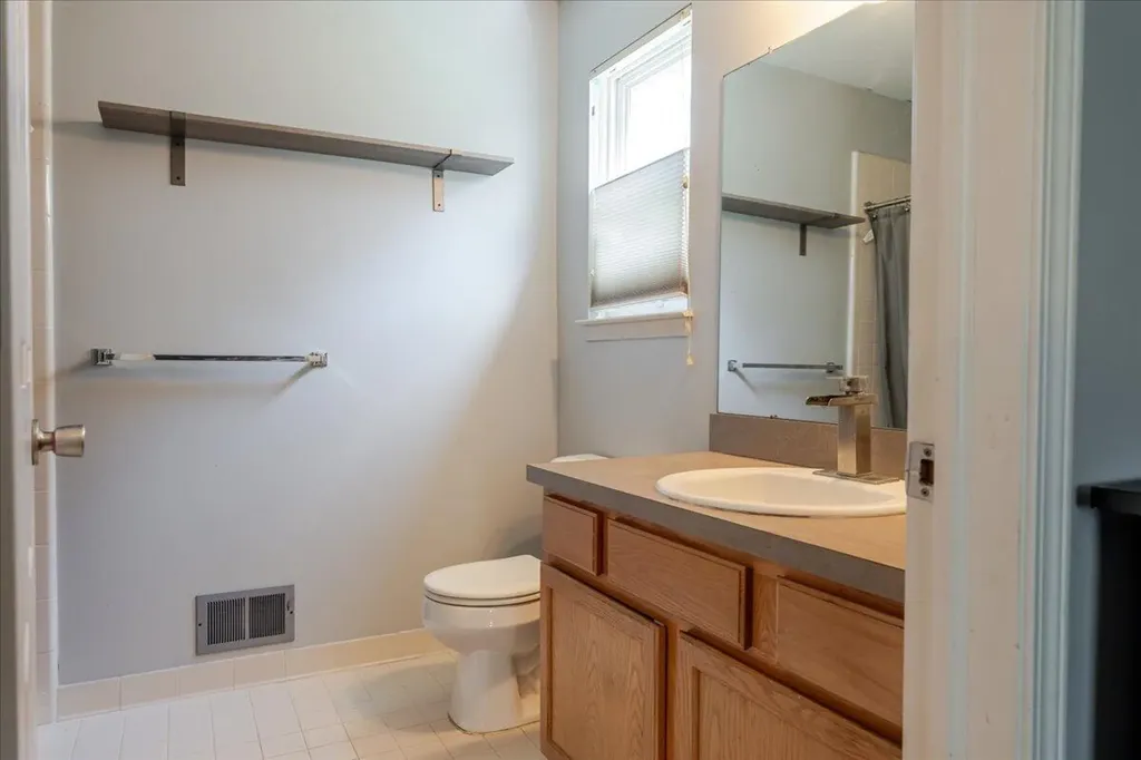 7956 Thornhill Drive Ypsilanti Charter Township MI 48197