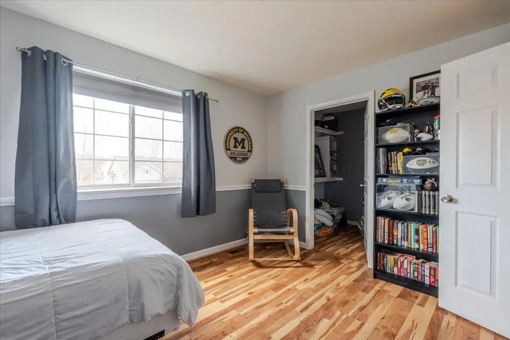 7956 Thornhill Drive Ypsilanti Charter Township MI 48197