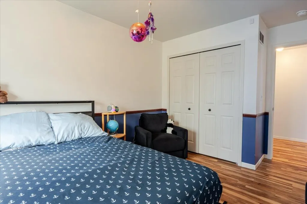 7956 Thornhill Drive Ypsilanti Charter Township MI 48197