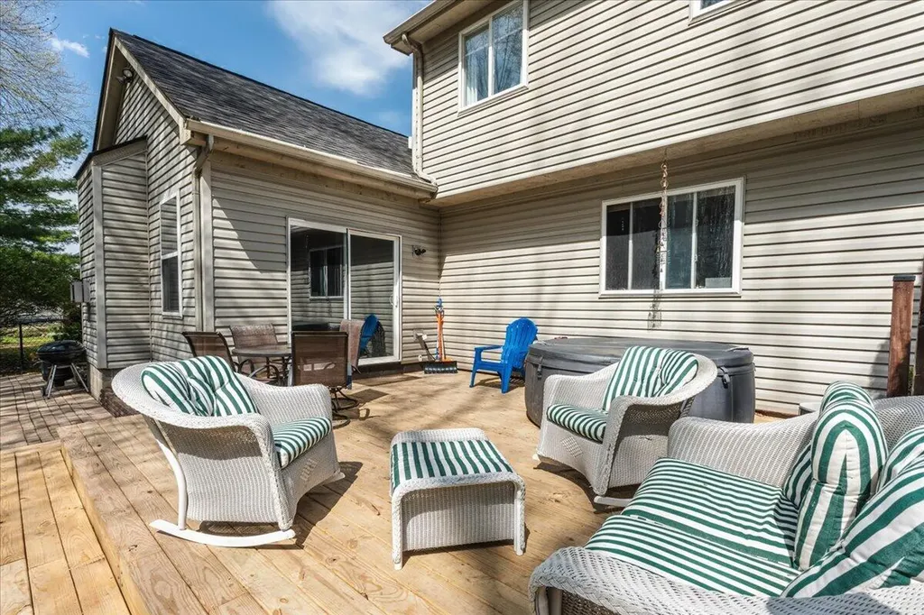 7956 Thornhill Drive Ypsilanti Charter Township MI 48197