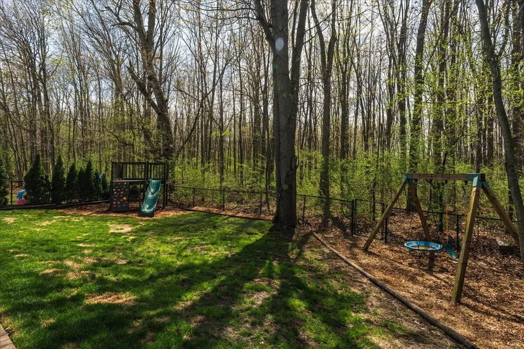 7956 Thornhill Drive Ypsilanti Charter Township MI 48197