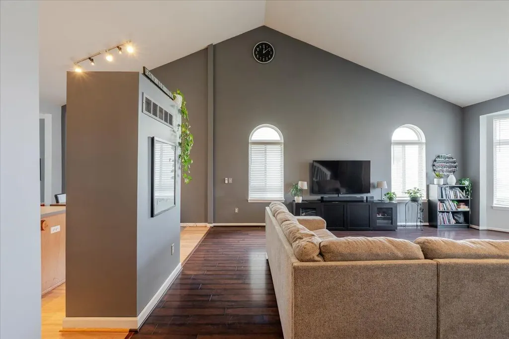7956 Thornhill Drive Ypsilanti Charter Township MI 48197