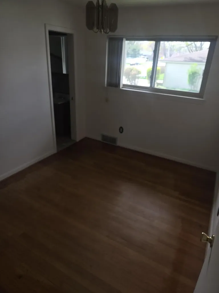 4203 Manor Avenue Royal Oak City MI 48073