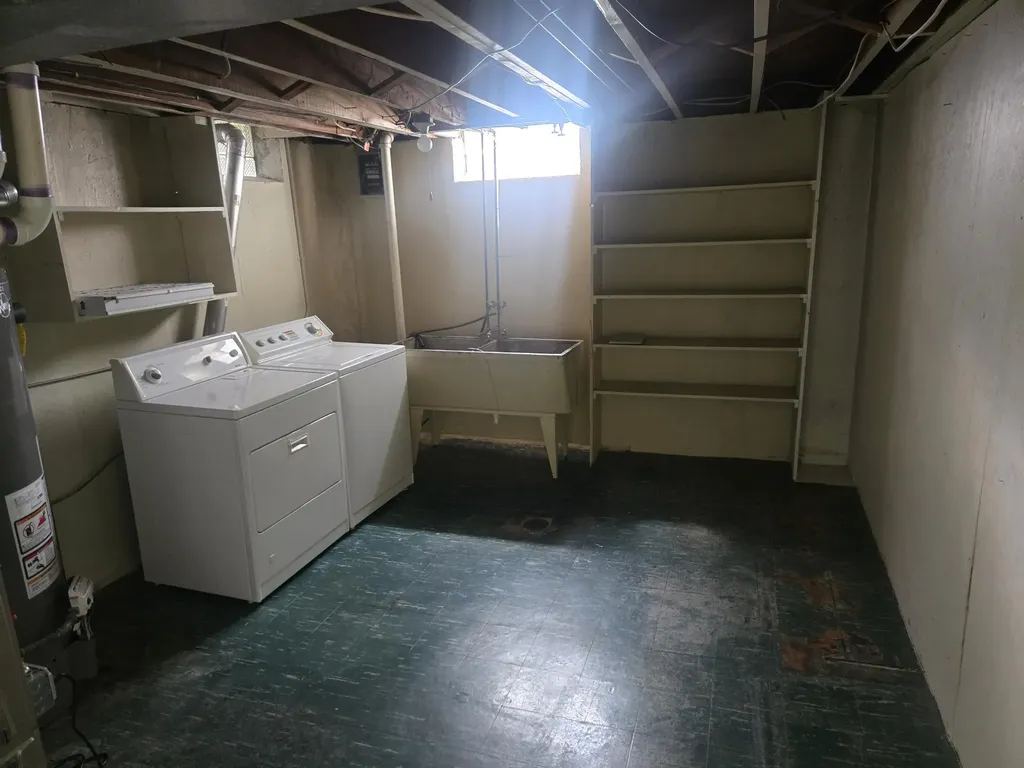 4203 Manor Avenue Royal Oak City MI 48073