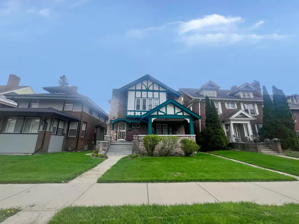 1163 Atkinson Street Detroit City MI 48202
