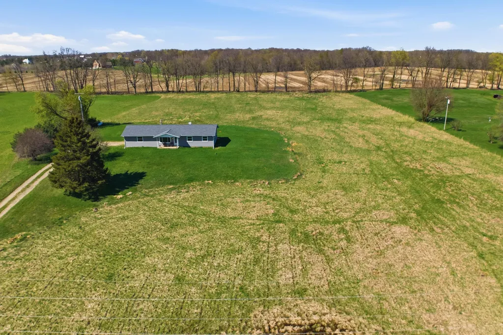 11580 Bell Oak Road Conway Township MI 48892