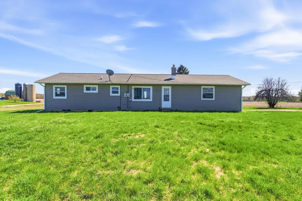 11580 Bell Oak Road Conway Township MI 48892