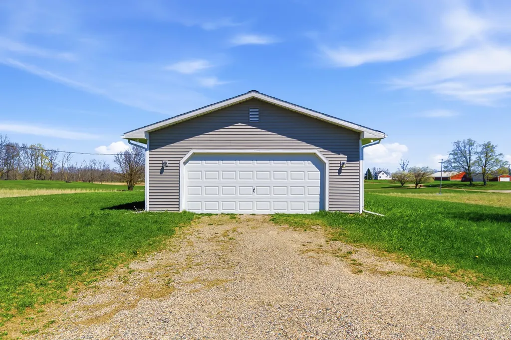 11580 Bell Oak Road Conway Township MI 48892