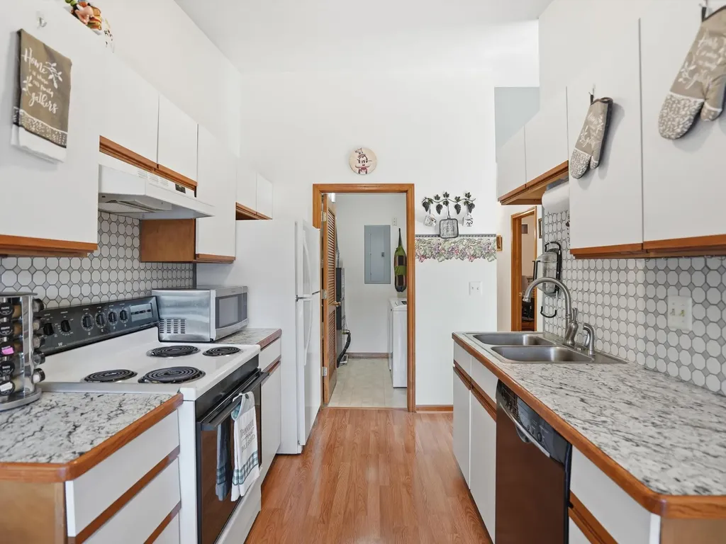 36796 Lakeview Lane Richmond City MI 48062