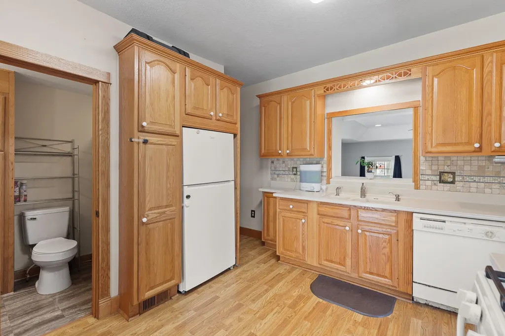 5910 Lyons Highway Madison Charter Township MI 49221