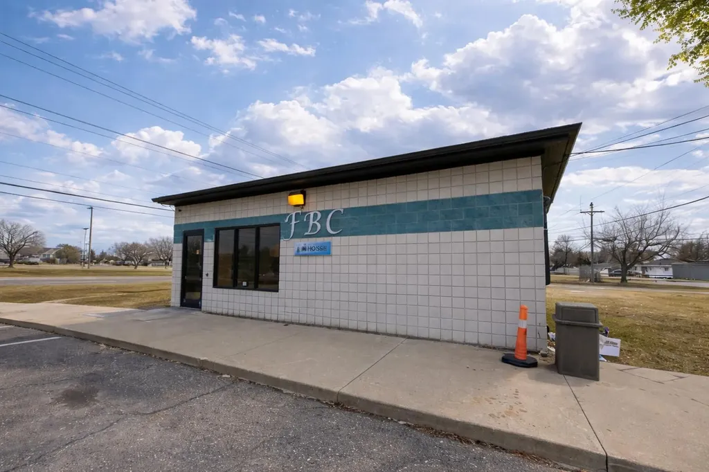 21720 15 Mile Road Clinton Charter Township MI 48035