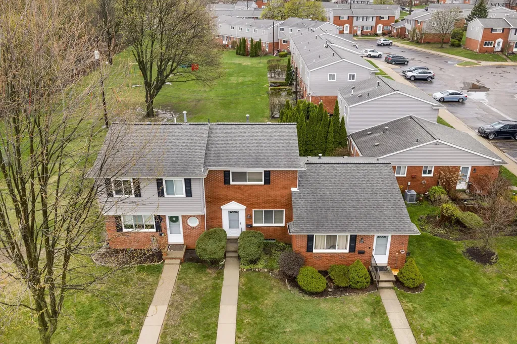 3045 Elstead Street Auburn Hills City MI 48326
