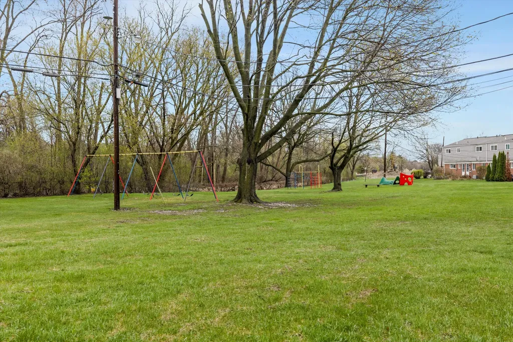 3045 Elstead Street Auburn Hills City MI 48326