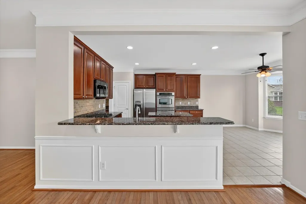 27118 Walloon Way Brownstown Charter Township MI 48134