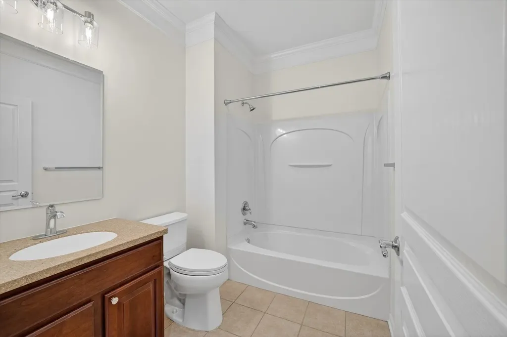 27118 Walloon Way Brownstown Charter Township MI 48134