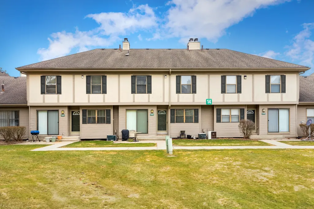 24684 Cashmere Court Southfield City MI 48033