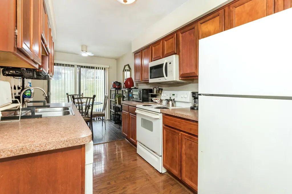 24684 Cashmere Court Southfield City MI 48033
