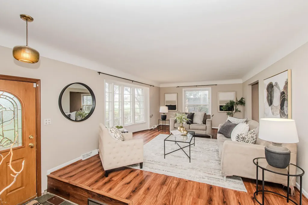 539 S Sheldon Road Plymouth City MI 48170
