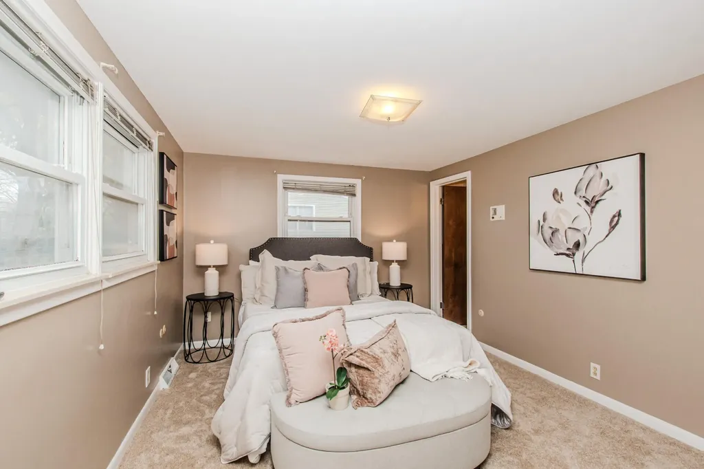 539 S Sheldon Road Plymouth City MI 48170