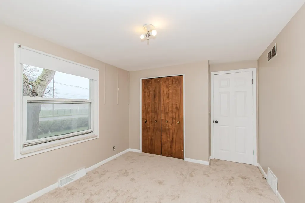 539 S Sheldon Road Plymouth City MI 48170