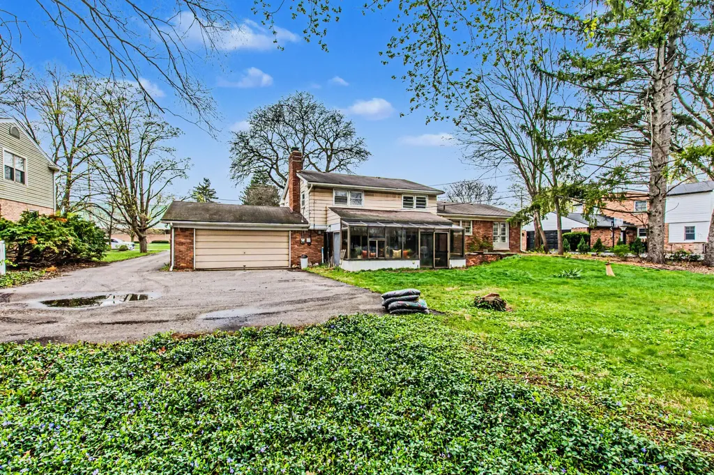 539 S Sheldon Road Plymouth City MI 48170