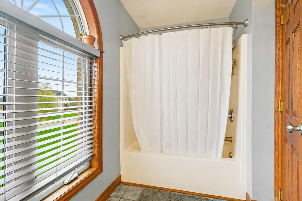 8060 Fox Tail Court Augusta Charter Township MI 48197