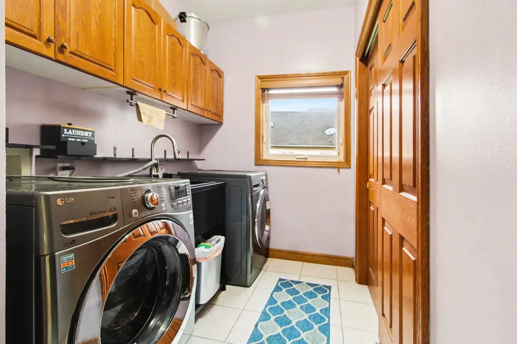 8060 Fox Tail Court Augusta Charter Township MI 48197