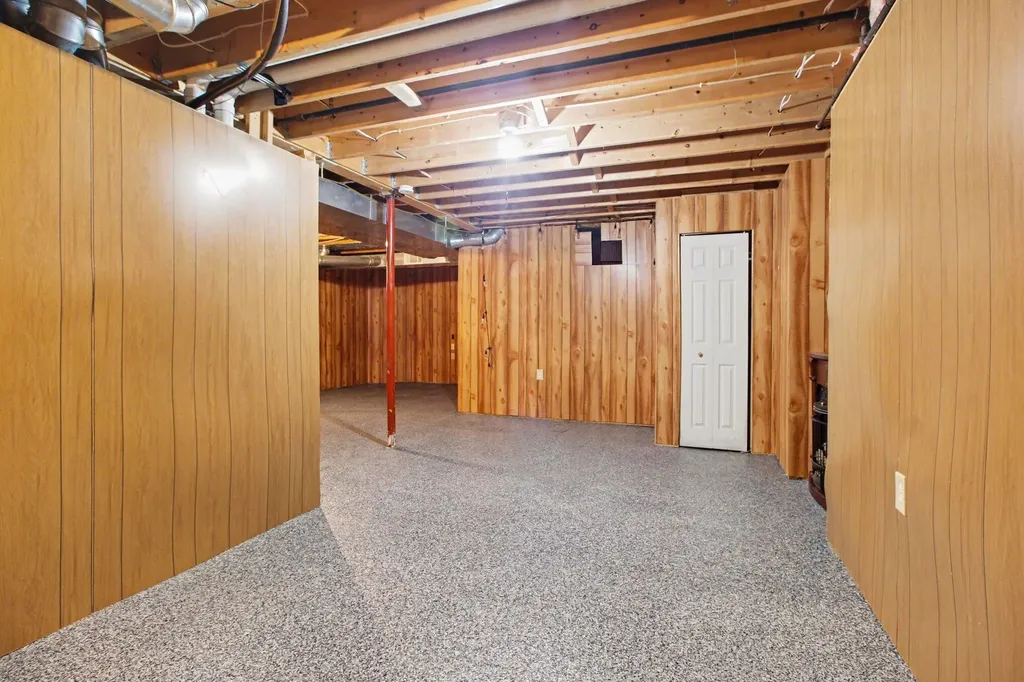 8060 Fox Tail Court Augusta Charter Township MI 48197