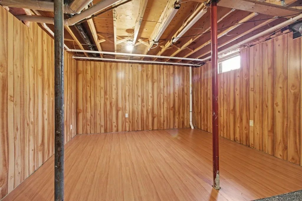 8060 Fox Tail Court Augusta Charter Township MI 48197