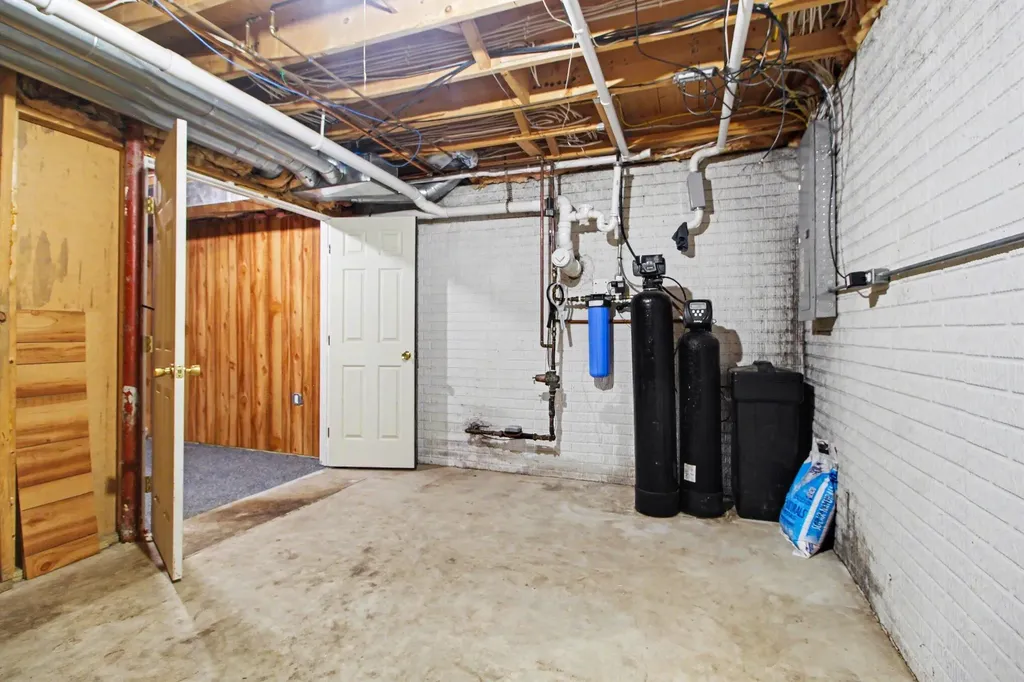 8060 Fox Tail Court Augusta Charter Township MI 48197